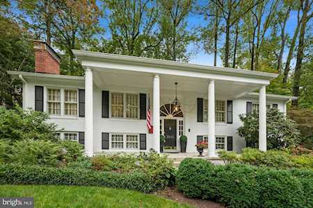2248 Vermont St N Arlington, VA 22207