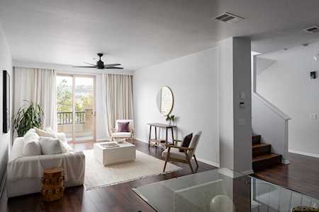 8301 Rio San Diego Dr #22 San Diego, CA 92108