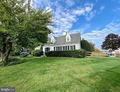 1 Aldham Ct Wilmington, DE 19803