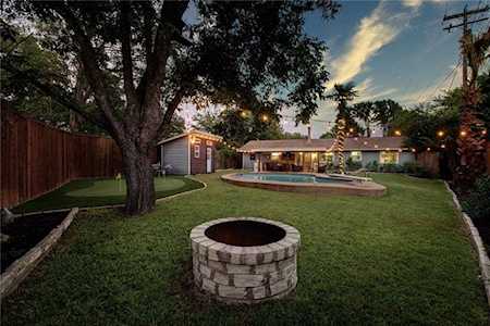 8102 Ripplewood DR Austin, TX 78757
