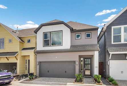 957 Lilly Flower Ln Houston, TX 77091