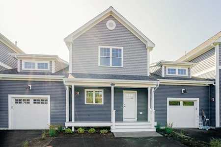 7 Wildwood Lane #B Bourne, MA 02562