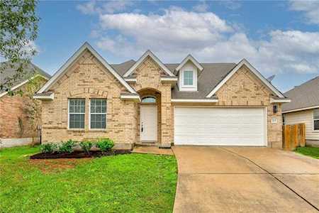 2805 Kickapoo Cavern DR Pflugerville, TX 78660