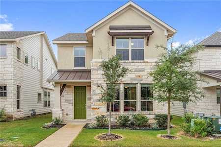 215 Diamond Point DR Dripping Springs, TX 78620