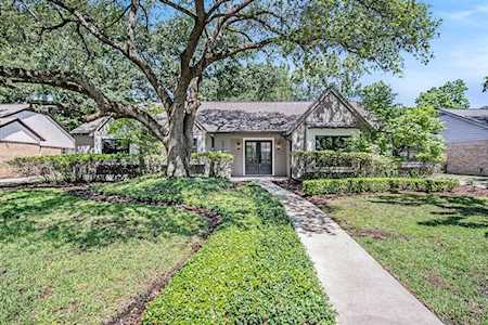 2019 Eaglerock Dr Houston, TX 77080