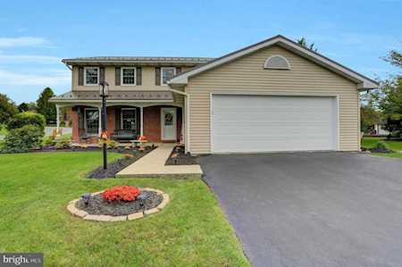 5 Roger Ave Shippensburg, PA 17257
