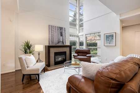 3750 Edgemont Boulevard #5 North Vancouver, BC V7R 2P8