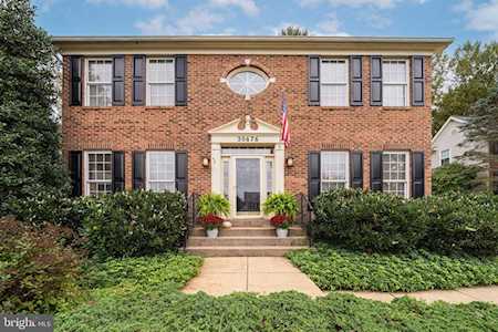 20676 Carnwood Ct Sterling, VA 20165