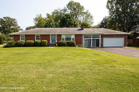 2304 Goldsmith Ln Louisville, KY 40218