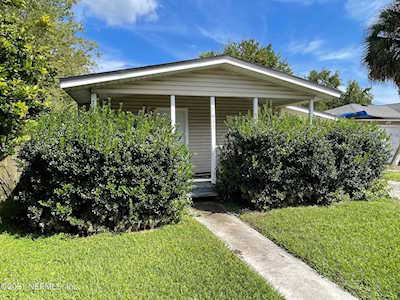 7607 Club Duclay Dr Jacksonville, FL 32244