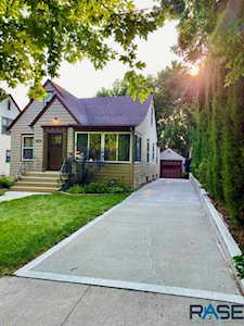 1805 S Main Ave Sioux Falls, SD 57105