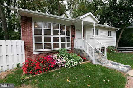 4402 Weyburn Dr Annandale, VA 22003