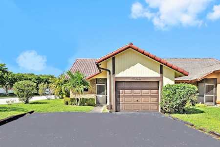 2322 NW 94th Avenue Coral Springs, FL 33065