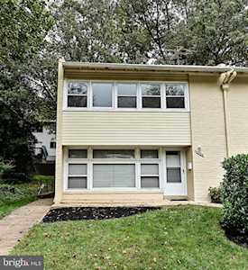 7822 Winona Ct Annandale, VA 22003