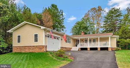 107 Fairfax Ln Locust Grove, VA 22508