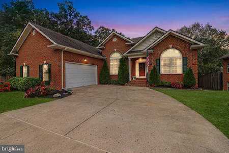 257 Carriage Chase Circle Warrenton, VA 20186