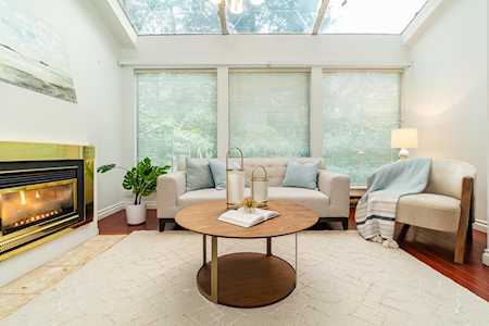 5793 Mayview Circle Burnaby, BC V5E 4B7