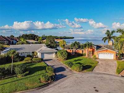 2087 Michigan Ave NE St. Petersburg, FL 33703