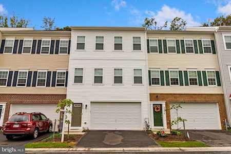 255 Oakview Village Dr Glen Burnie, MD 21061