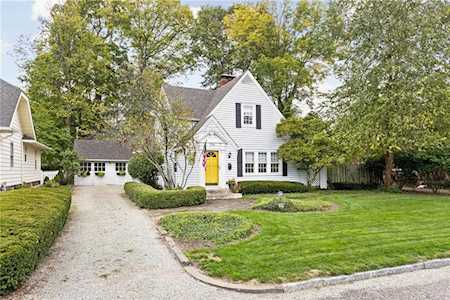 324 E 60th St Indianapolis, IN 46220