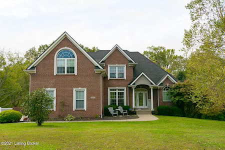 6910 Chimney Hill Rd Crestwood, KY 40014