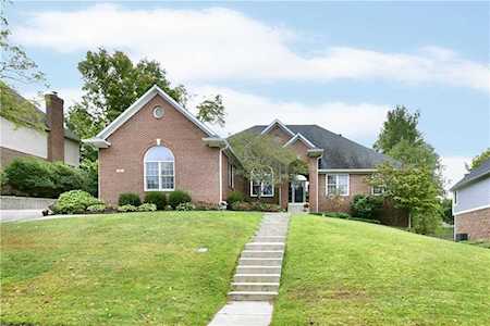8811 Calumet Dr Indianapolis, IN 46236