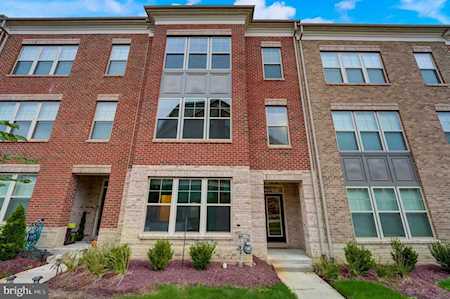 10818 Eastland Circle Upper Marlboro, MD 20772