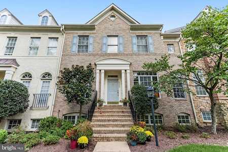 43517 Stargell Terrace Leesburg, VA 20176