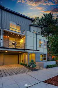 4719 35th Ave S Seattle, WA 98118