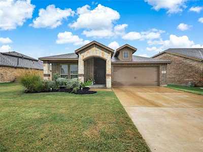 4104 Mill Run Road Denton, TX 76208