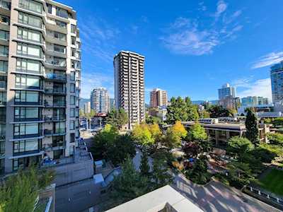 1320 Chesterfield Avenue #607 North Vancouver, BC V7M 0A6