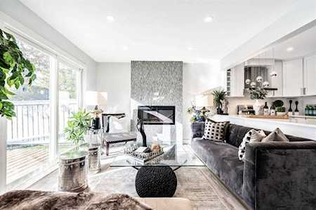 251 90 Ave SE #14 Calgary, AB T2J 0A4