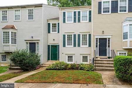 2370 Hunters Square Ct Reston, VA 20191