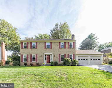 11108 Freas Dr North Potomac, MD 20878