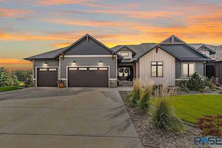 7605 E Donnelly Dr Sioux Falls, SD 57110
