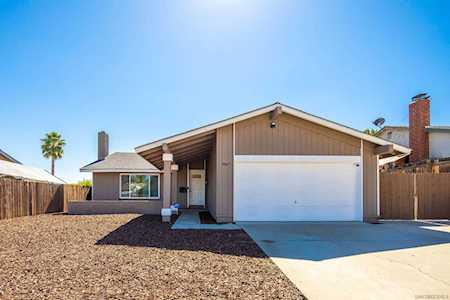 9947 Shoredale Dr Santee, CA 92071