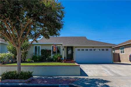 4807 Radnor Ave Lakewood, CA 90713