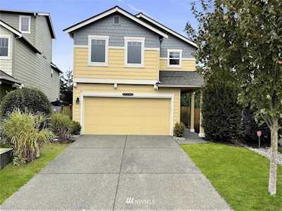 11605 185th Street Ct Puyallup, WA 98374
