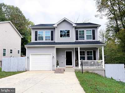 7808 Oak St Manassas, VA 20111