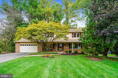 10045 Waterford Dr Ellicott City, MD 21042