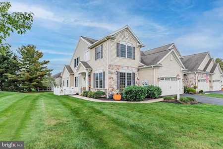 106 Bluebell Dr Mechanicsburg, PA 17050