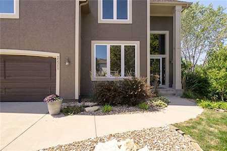 22311 W 46th St Shawnee, KS 66226