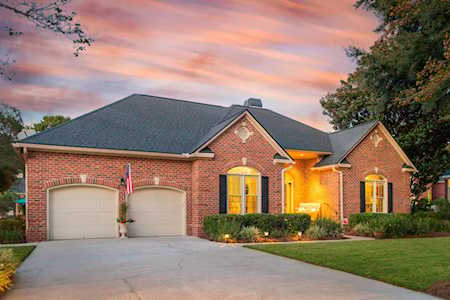 1352 Topsail Ct Mount Pleasant, SC 29464