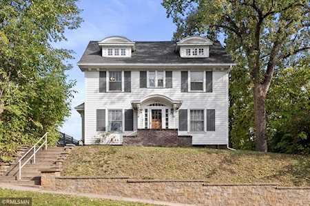 1070 Bradley Street Saint Paul, MN 55130