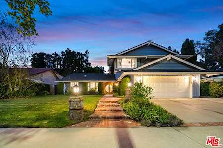19055 Muirkirk Dr Porter Ranch, CA 91326
