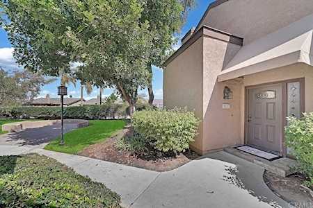 917 Hyde Court Costa Mesa, CA 92626