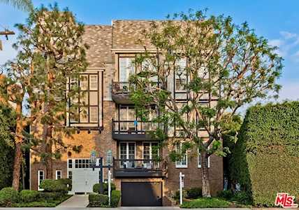 420 S Barrington Ave #PH303 Los Angeles, CA 90049