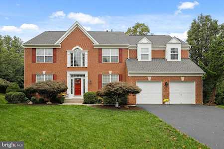 3914 Pender Spring Dr Fairfax, VA 22033