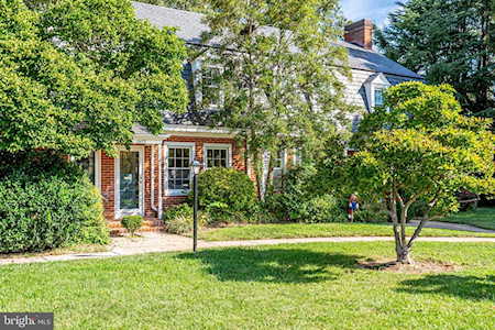 3473 Wakefield St S Arlington, VA 22206