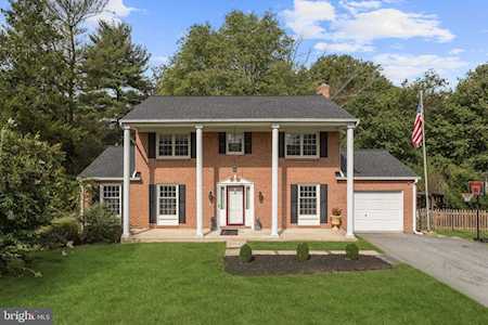 9709 Longview Dr Ellicott City, MD 21042